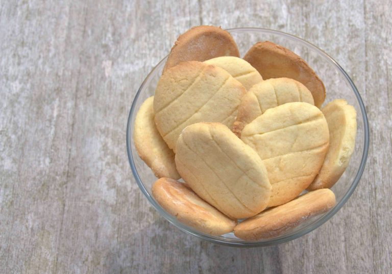 Biscoito de maizena fácil e muito gostoso Receitas Nota Dez